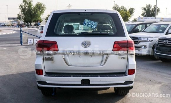 Buy Import Toyota Land Cruiser White Car in Import - Dubai in Somalia Buy Import Toyota Land Cruiser White Car in Import - Dubai in Somalia