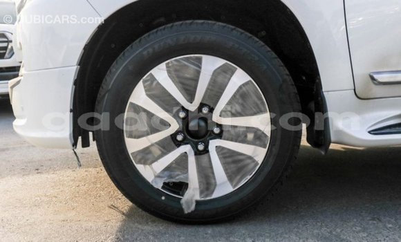Buy Import Toyota Land Cruiser White Car in Import - Dubai in Somalia Buy Import Toyota Land Cruiser White Car in Import - Dubai in Somalia