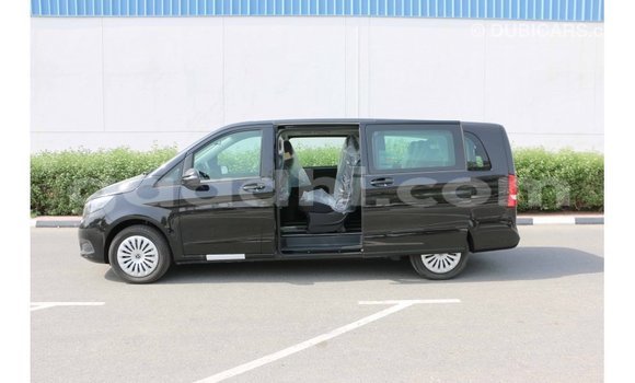 Buy Import Mercedes-Benz 250 Black Car in Import - Dubai in Somalia Buy Import Mercedes-Benz 250 Black Car in Import - Dubai in Somalia