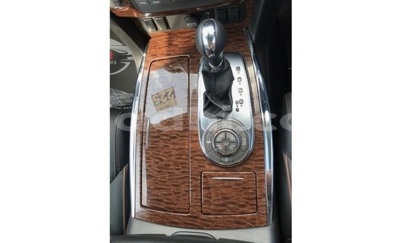 ይግዙ Imported Nissan Patrol ሌላ መኪና በ Import - Dubai በ ሶማሊያ ይግዙ Imported Nissan Patrol ሌላ መኪና በ Import - Dubai በ ሶማሊያ