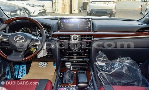 اشتري Imported Lexus LX أسود سيارة في Import - Dubai في الصومال اشتري Imported Lexus LX أسود سيارة في Import - Dubai في الصومال