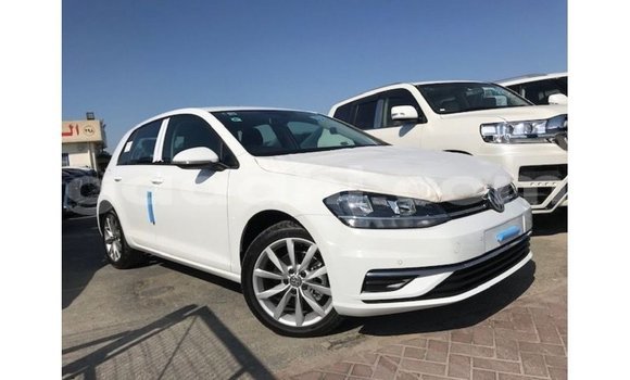 Buy Import Volkswagen Golf White Car in Import - Dubai in Somalia
