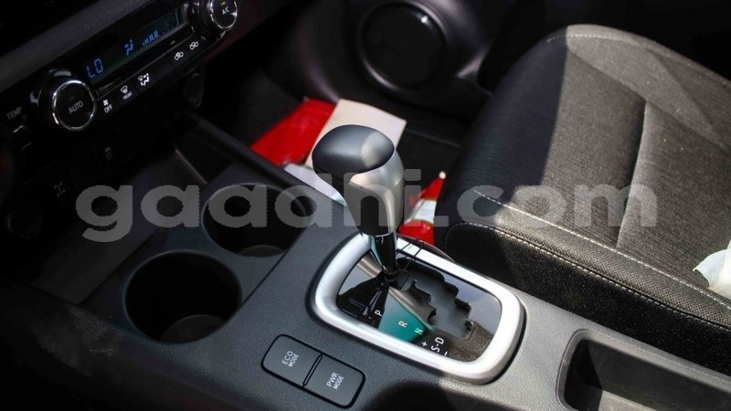 Big with watermark toyota hilux somalia import dubai 3997