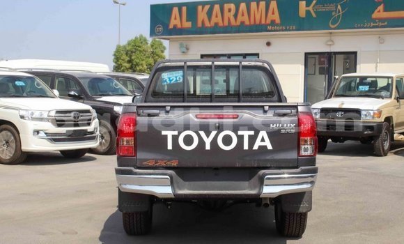 Nunua Imported Toyota Hilux Nyingine Gari ndani ya Import - Dubai nchini Somalia Nunua Imported Toyota Hilux Nyingine Gari ndani ya Import - Dubai nchini Somalia