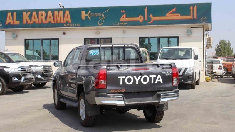 Big with watermark toyota hilux somalia import dubai 3997