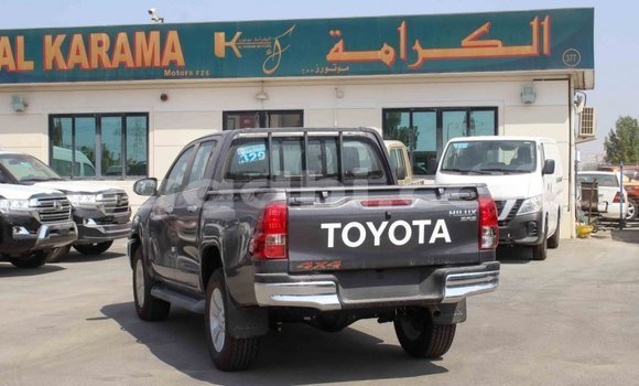 Nunua Imported Toyota Hilux Nyingine Gari ndani ya Import - Dubai nchini Somalia Nunua Imported Toyota Hilux Nyingine Gari ndani ya Import - Dubai nchini Somalia
