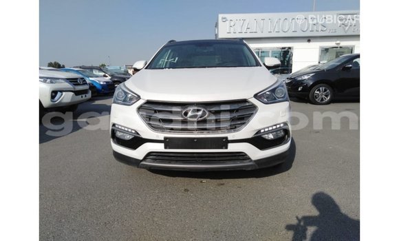 اشتري Imported Hyundai Santa Fe أبيض سيارة في Import - Dubai في الصومال اشتري Imported Hyundai Santa Fe أبيض سيارة في Import - Dubai في الصومال