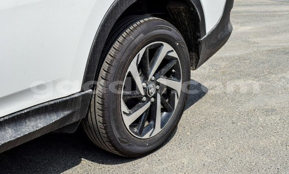 ይግዙ Imported Toyota Rush ነጭ መኪና በ Import - Dubai በ ሶማሊያ ይግዙ Imported Toyota Rush ነጭ መኪና በ Import - Dubai በ ሶማሊያ