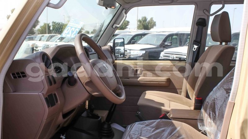 Big with watermark toyota land cruiser somalia import dubai 4003