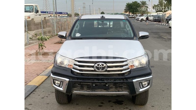 Big with watermark toyota hilux somalia import dubai 4005