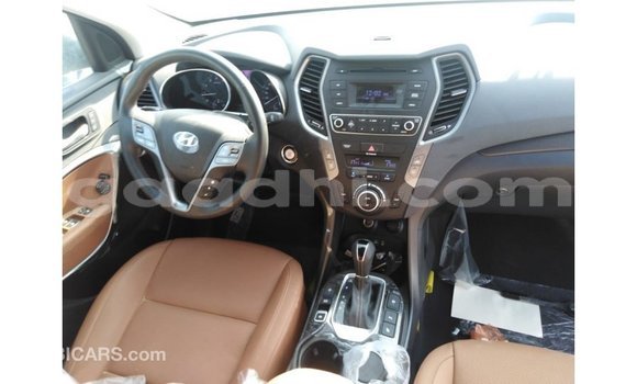 اشتري Imported Hyundai Santa Fe أبيض سيارة في Import - Dubai في الصومال اشتري Imported Hyundai Santa Fe أبيض سيارة في Import - Dubai في الصومال