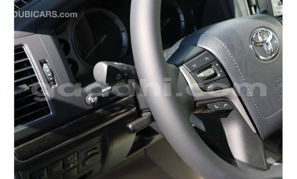Nunua Imported Toyota Land Cruiser Nyeusi Gari ndani ya Import - Dubai nchini Somalia Nunua Imported Toyota Land Cruiser Nyeusi Gari ndani ya Import - Dubai nchini Somalia