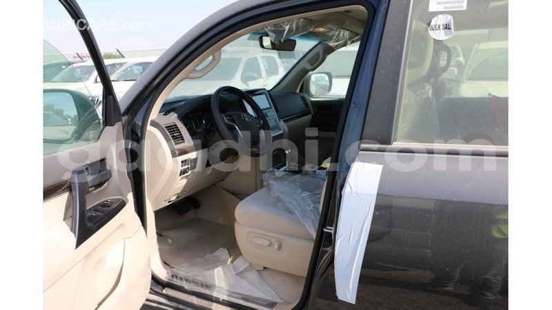 Big with watermark toyota land cruiser somalia import dubai 4007