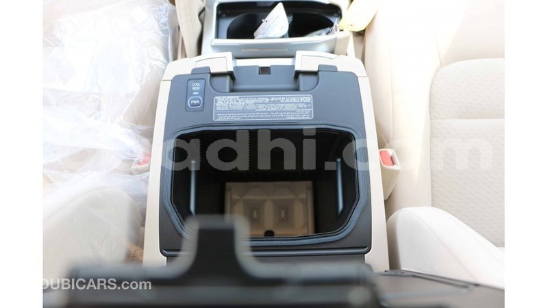 Big with watermark toyota land cruiser somalia import dubai 4007