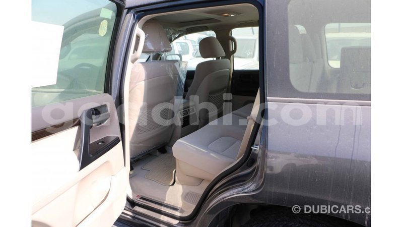 Big with watermark toyota land cruiser somalia import dubai 4007