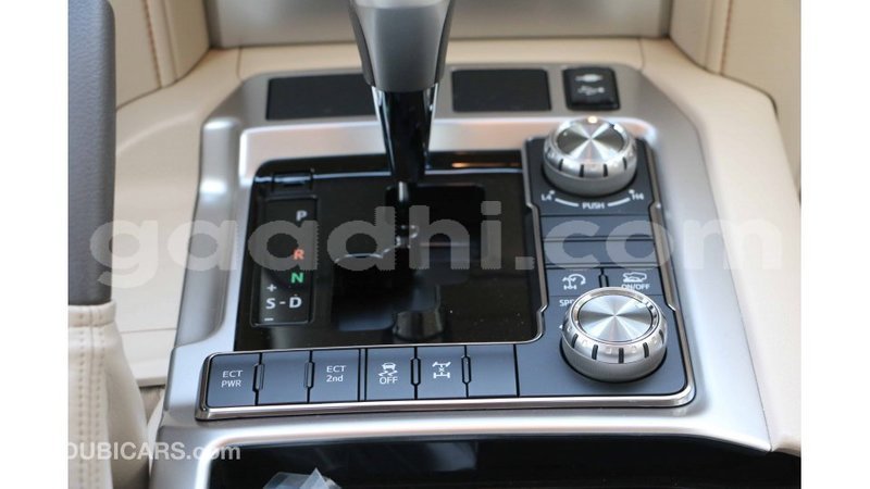 Big with watermark toyota land cruiser somalia import dubai 4008