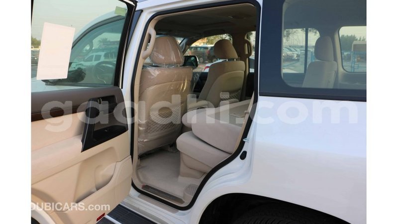 Big with watermark toyota land cruiser somalia import dubai 4008