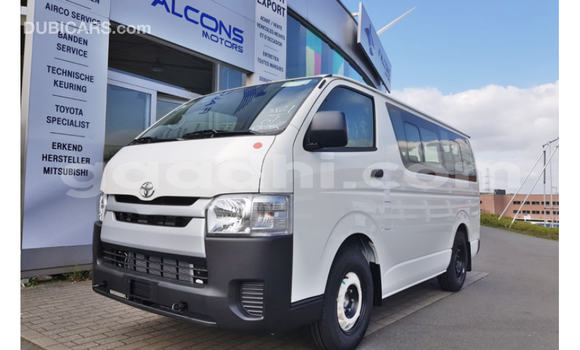 Buy Import Toyota Hiace White Car in Import - Dubai in Somalia Buy Import Toyota Hiace White Car in Import - Dubai in Somalia