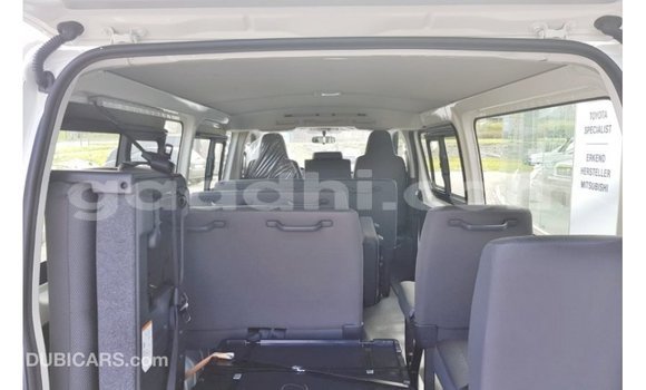 Buy Import Toyota Hiace White Car in Import - Dubai in Somalia Buy Import Toyota Hiace White Car in Import - Dubai in Somalia