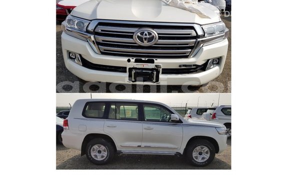 Buy Import Toyota Land Cruiser White Car in Import - Dubai in Somalia Buy Import Toyota Land Cruiser White Car in Import - Dubai in Somalia