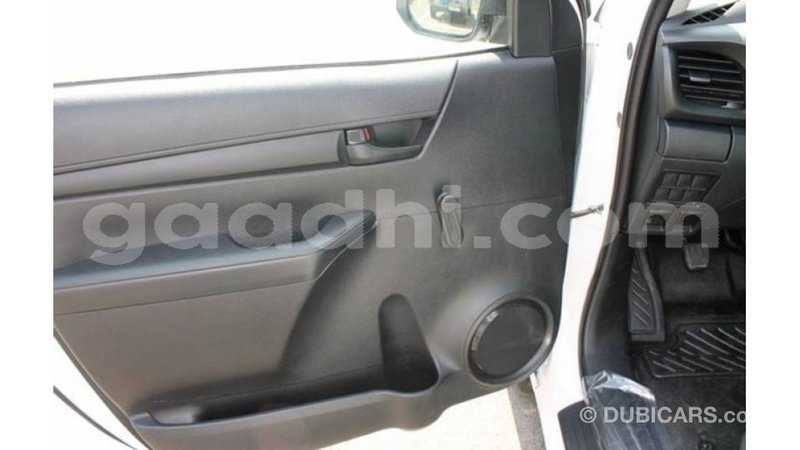 Big with watermark toyota hilux somalia import dubai 4025