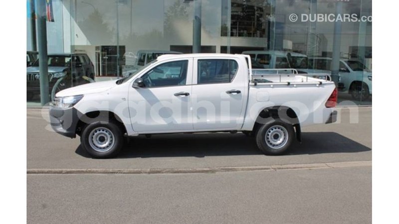 Big with watermark toyota hilux somalia import dubai 4025