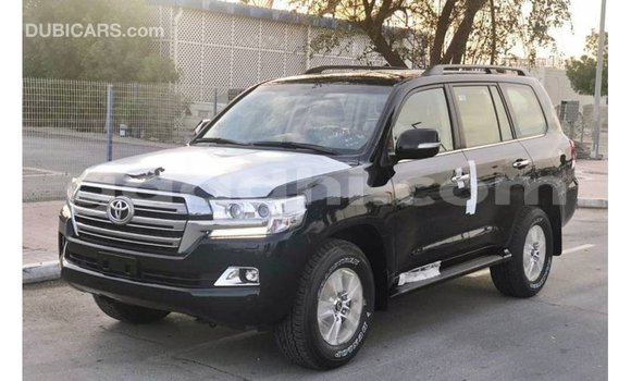 اشتري Imported Toyota Land Cruiser أسود سيارة في Import - Dubai في الصومال اشتري Imported Toyota Land Cruiser أسود سيارة في Import - Dubai في الصومال