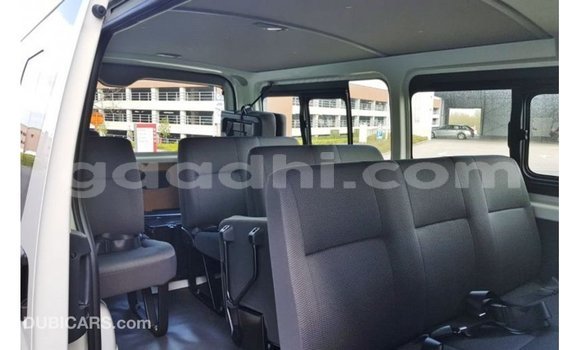 اشتري Imported Toyota Hiace أبيض سيارة في Import - Dubai في الصومال اشتري Imported Toyota Hiace أبيض سيارة في Import - Dubai في الصومال