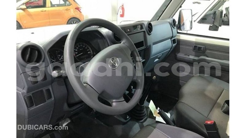 Big with watermark toyota land cruiser somalia import dubai 4038