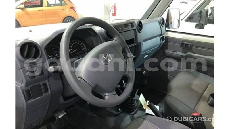 Big with watermark toyota land cruiser somalia import dubai 4038