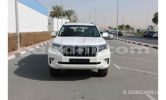 Nunua Imported Toyota Prado Nyeupe Gari ndani ya Import - Dubai nchini Somalia Nunua Imported Toyota Prado Nyeupe Gari ndani ya Import - Dubai nchini Somalia