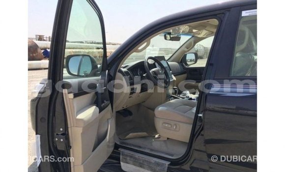 اشتري Imported Toyota Land Cruiser أسود سيارة في Import - Dubai في الصومال اشتري Imported Toyota Land Cruiser أسود سيارة في Import - Dubai في الصومال