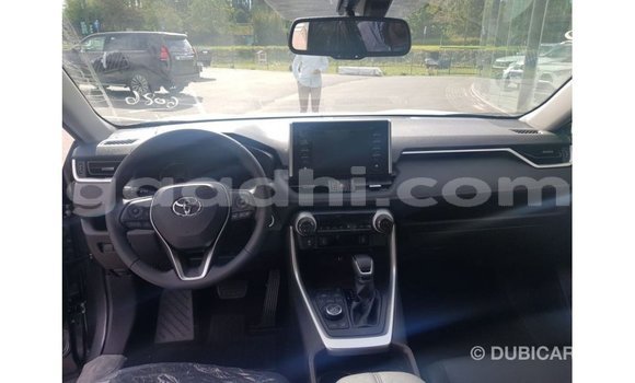 ይግዙ Imported Toyota HiAce ሌላ የጭነት መኪና በ Import - Dubai በ ሶማሊያ ይግዙ Imported Toyota HiAce ሌላ የጭነት መኪና በ Import - Dubai በ ሶማሊያ