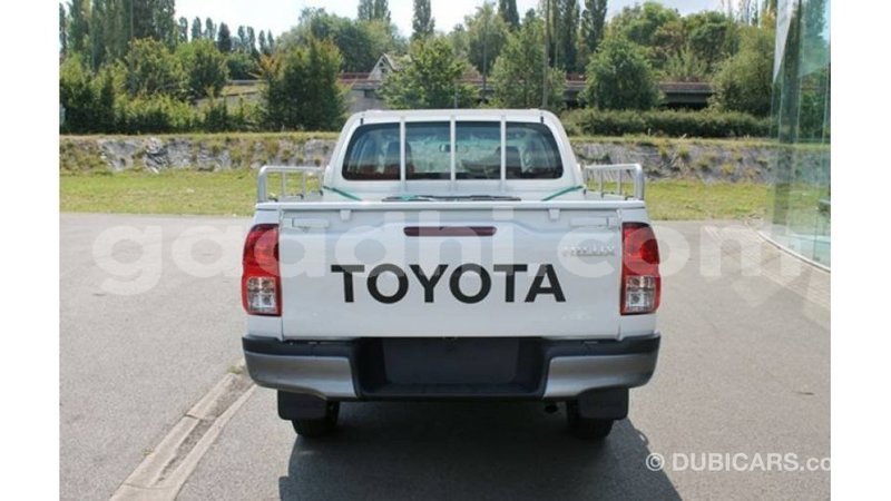 Big with watermark toyota hilux somalia import dubai 4044