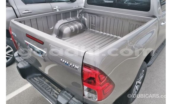 Nunua Imported Toyota Hilux Nyingine Gari ndani ya Import - Dubai nchini Somalia Nunua Imported Toyota Hilux Nyingine Gari ndani ya Import - Dubai nchini Somalia