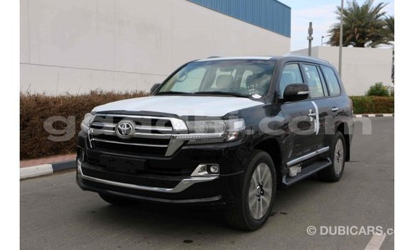 Nunua Imported Toyota Land Cruiser Nyeusi Gari ndani ya Import - Dubai nchini Somalia Nunua Imported Toyota Land Cruiser Nyeusi Gari ndani ya Import - Dubai nchini Somalia