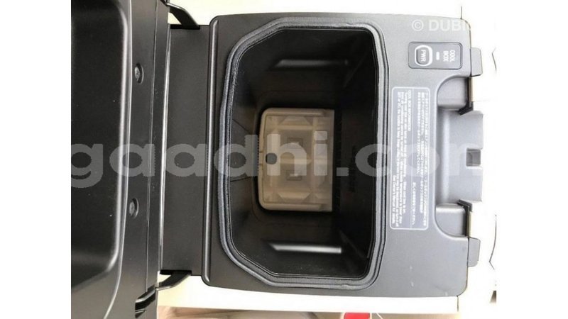 Big with watermark toyota land cruiser somalia import dubai 4054