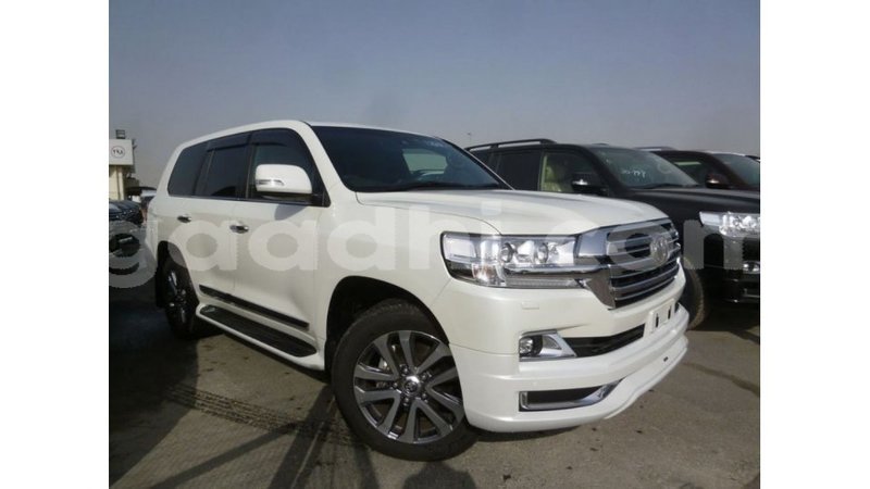 Big with watermark toyota land cruiser somalia import dubai 4056