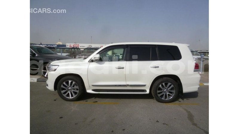 Big with watermark toyota land cruiser somalia import dubai 4056