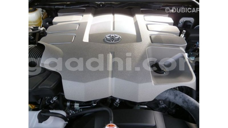 Big with watermark toyota land cruiser somalia import dubai 4056