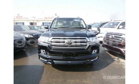 Acheter Import Voiture Toyota Land Cruiser Noir à Import - Dubai, Somalie Acheter Import Voiture Toyota Land Cruiser Noir à Import - Dubai, Somalie