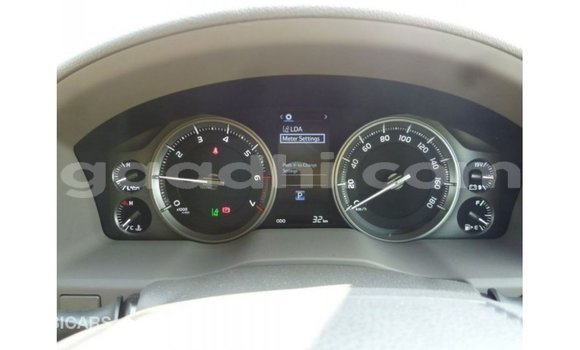 Acheter Import Voiture Toyota Land Cruiser Noir à Import - Dubai, Somalie Acheter Import Voiture Toyota Land Cruiser Noir à Import - Dubai, Somalie