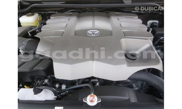 ይግዙ Imported Toyota Land Cruiser ጥቁር መኪና በ Import - Dubai በ ሶማሊያ ይግዙ Imported Toyota Land Cruiser ጥቁር መኪና በ Import - Dubai በ ሶማሊያ