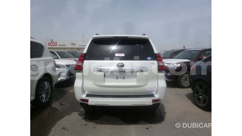 Big with watermark toyota prado somalia import dubai 4062