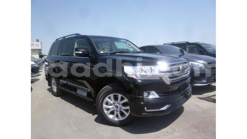 Big with watermark toyota land cruiser somalia import dubai 4063