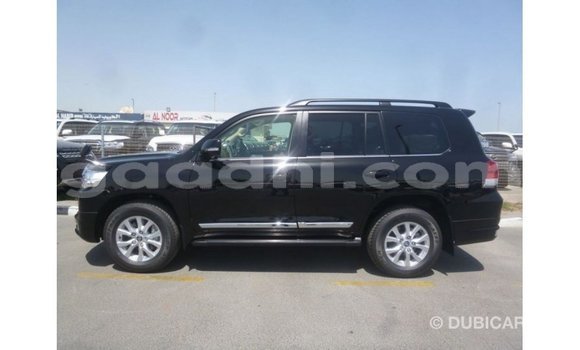 ይግዙ Imported Toyota Land Cruiser ጥቁር መኪና በ Import - Dubai በ ሶማሊያ ይግዙ Imported Toyota Land Cruiser ጥቁር መኪና በ Import - Dubai በ ሶማሊያ