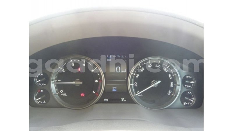 Big with watermark toyota land cruiser somalia import dubai 4063