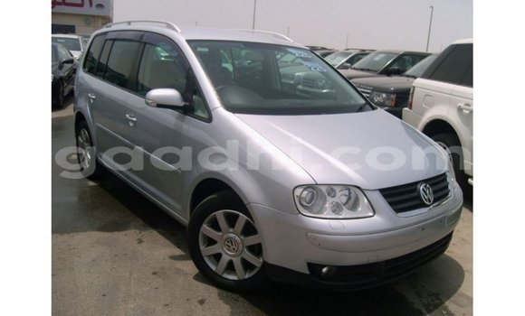 Buy Import Volkswagen Touran Other Car in Import - Dubai in Somalia