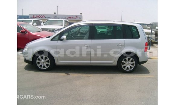 Buy Import Volkswagen Touran Other Car in Import - Dubai in Somalia Buy Import Volkswagen Touran Other Car in Import - Dubai in Somalia