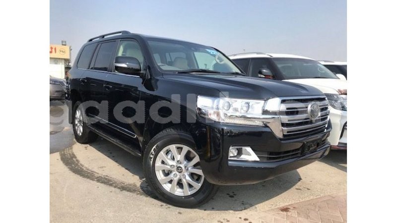 Big with watermark toyota land cruiser somalia import dubai 4070